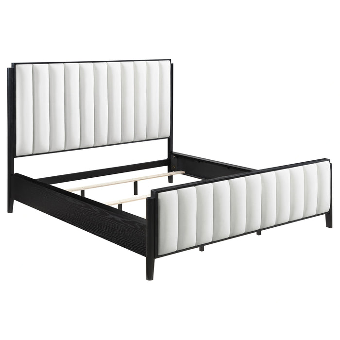 Brookmead Panel Bed