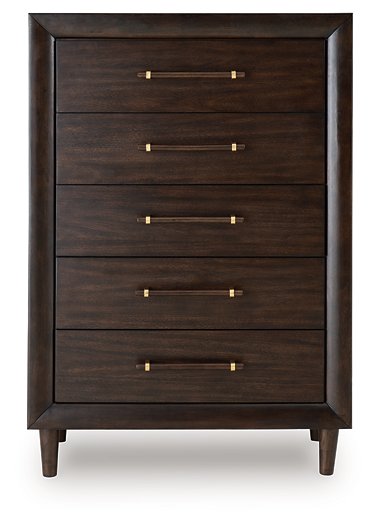Dantenton Chest of Drawers