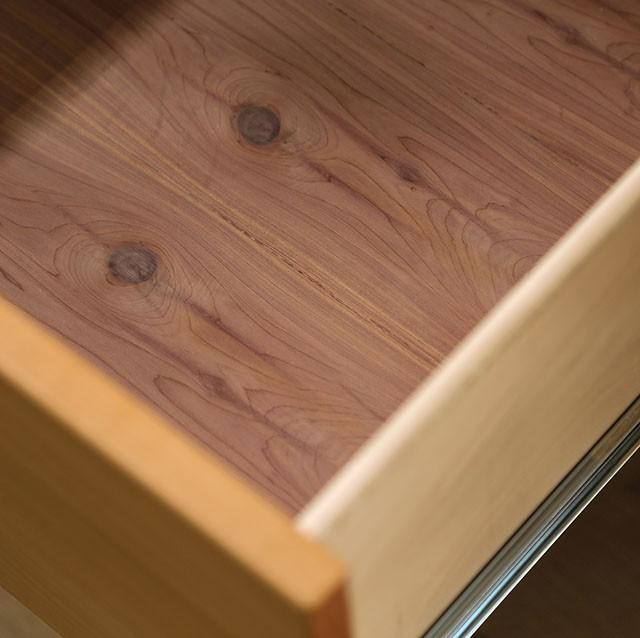 Willamette 5-Drawer Chest