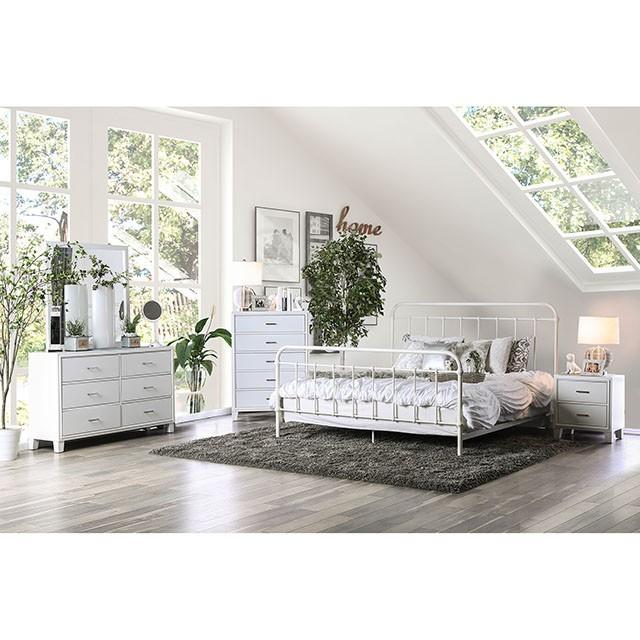 IRIA Vintage White E.King Bed