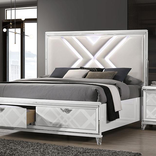 Emmeline Bed Silver & White