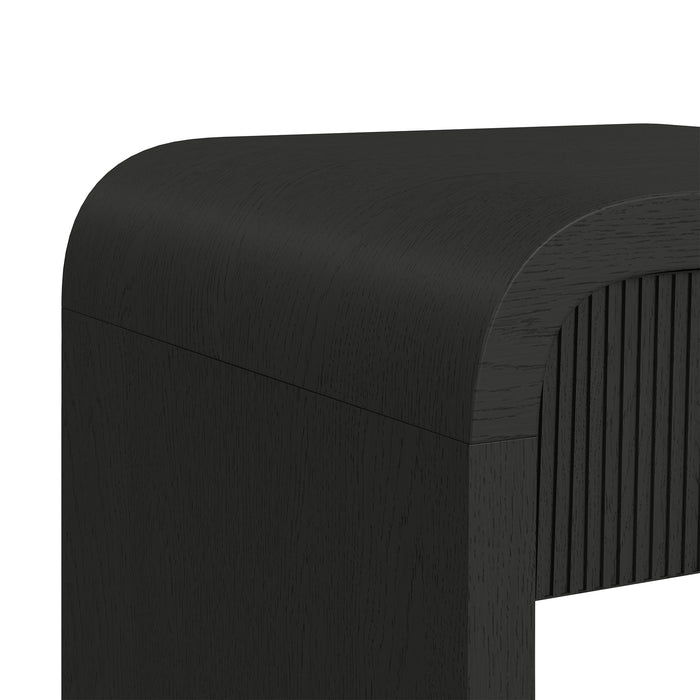 Ridgemont End Table with USB in Black with Grain