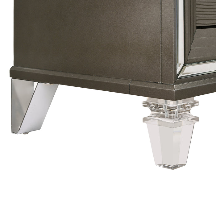 Twenty Nine Nightstand w/USB