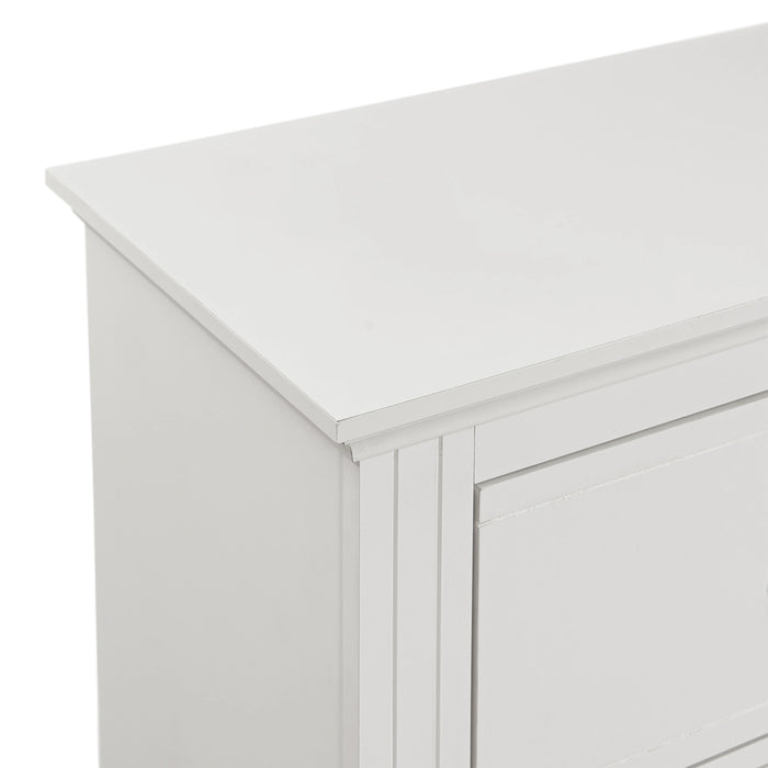 Kona Bedroom Set with 2 Nightstands in White