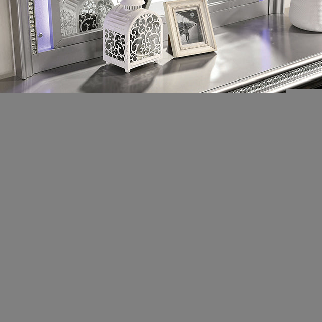 Maddie Queen Bedroom Set