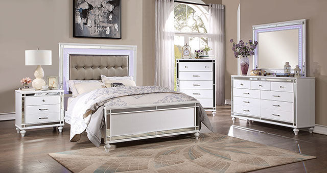 Brachium Queen Bedroom Set Silver