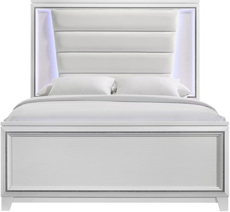 Elements International Moondance Full Panel Bed in White